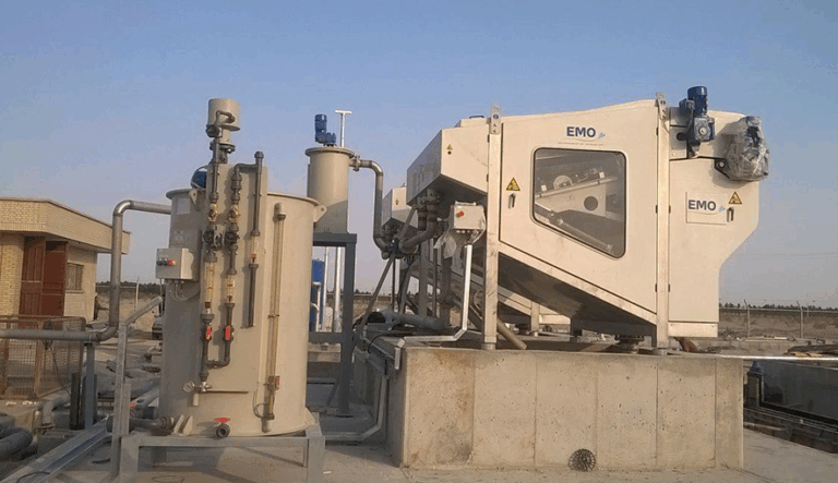 OMEGA CC Combiné Déshydratation Boues En Extérieur